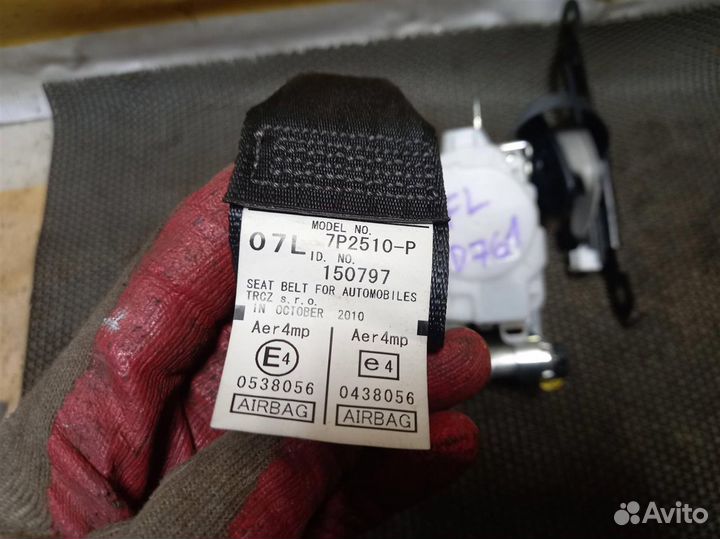 Ремень безопасности передний левый toyota avensi