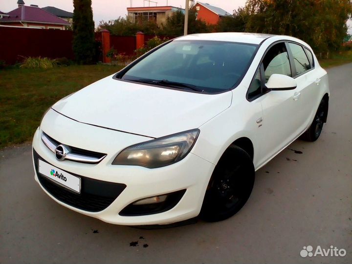 Opel Astra 1.6 МТ, 2014, 149 000 км