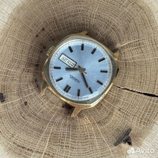 Часы Вымпел - 1 мчз - СССР наручные тонкие часы