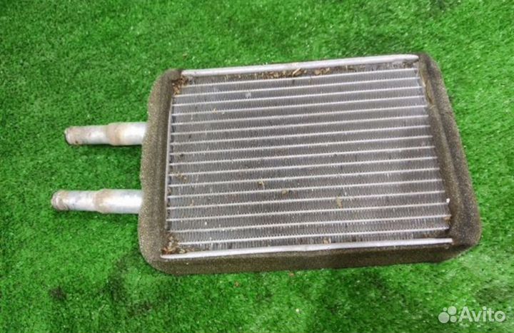 Радиатор печки Mazda tribute