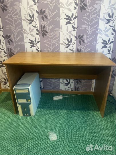 Полка под тв и стол