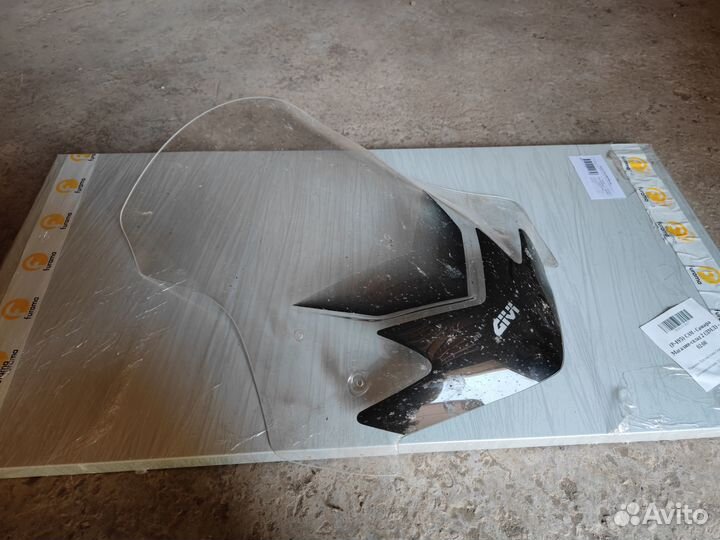 Стекло ветровое Givi на Super Tenere XT 1200 ZE