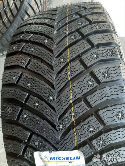 Michelin X-Ice North 4 245/40 R20 99T