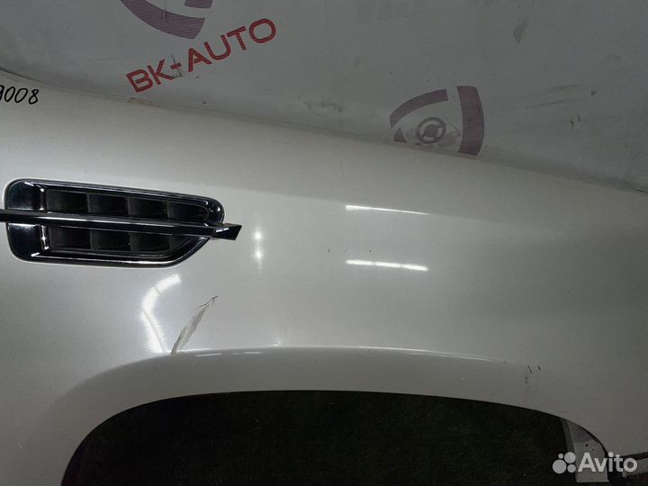 Крыло переднее правое Cadillac Escalade GMT900