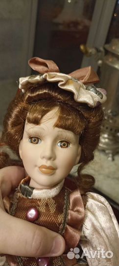 Кукла фарфоровая антикварная