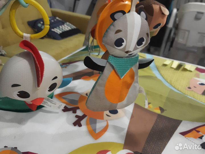 Развивающий коврик tiny love музыкальный