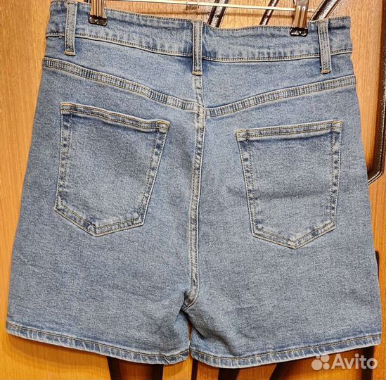 Шорты женские