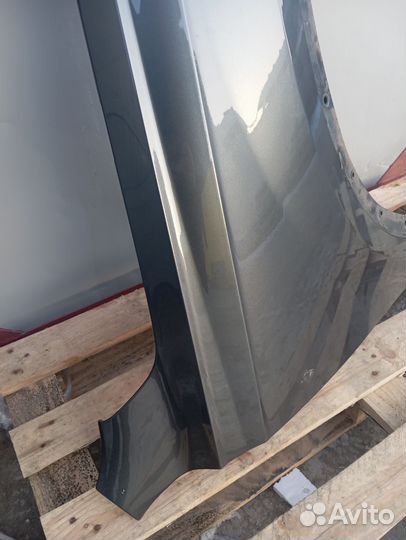 Крыло переднее правое Audi Q7 4M