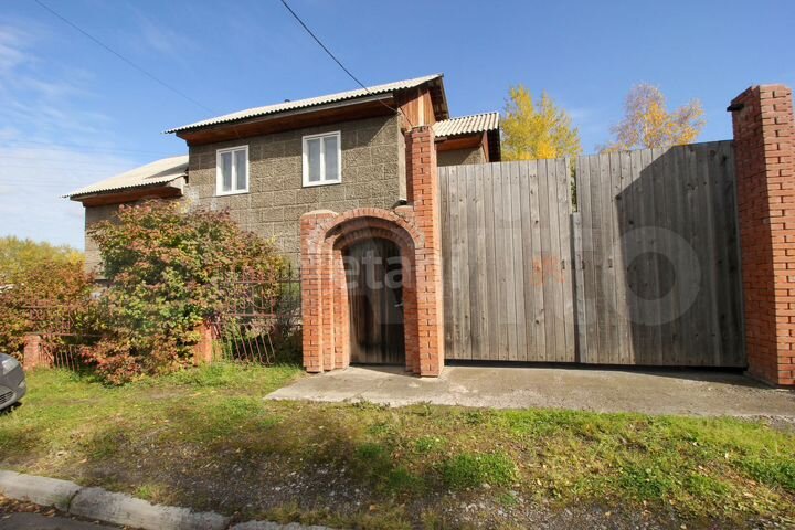 Дом 163,4 м² на участке 6,6 сот.