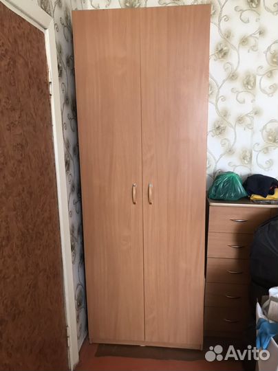 Шкаф пенал