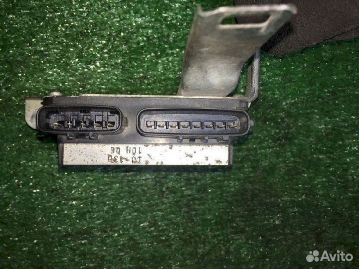 Блок управления форсунками 89871-28010 Toyota Aven