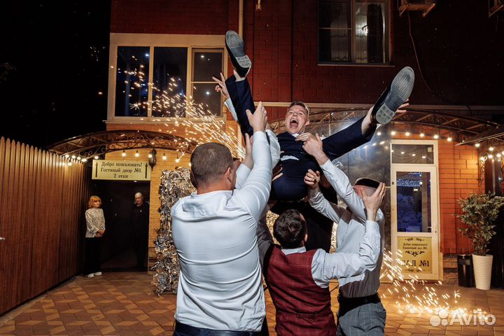 Ведущий на свадьбу