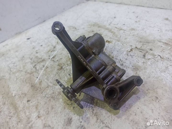 Насос масляный A1111800801