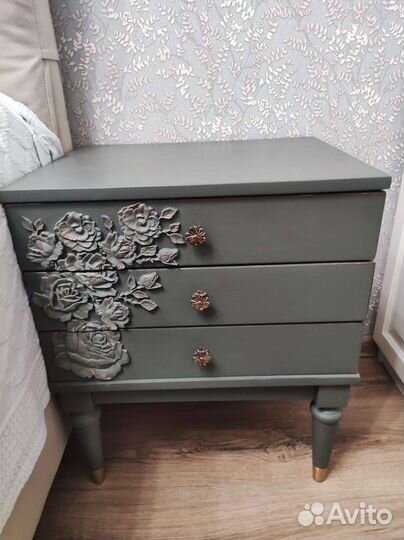 Тумбы прикроватные дерево массив комод