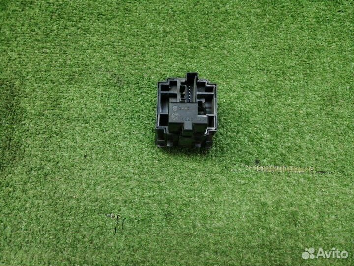 Блок управления светом Renault Fluence