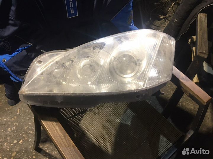 Фара передняя левая w221