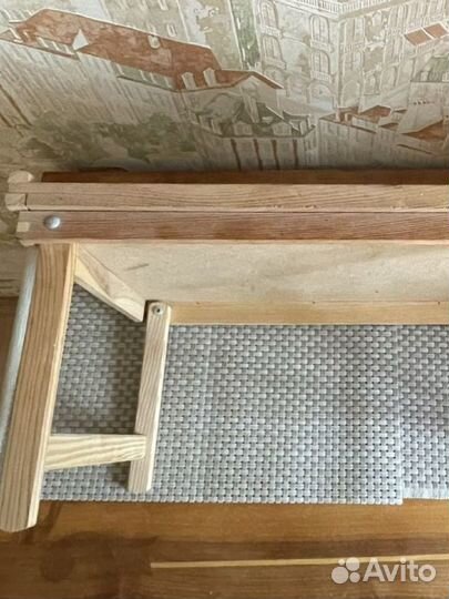 Поднос сервировочный на ножках