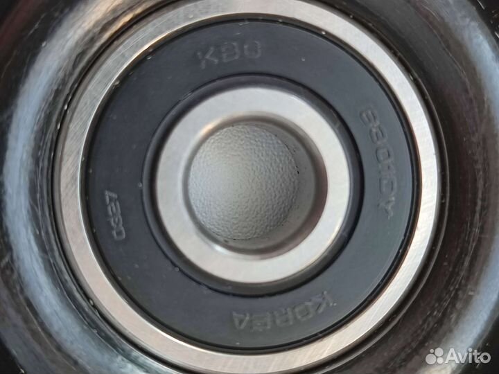 Ролик натяжителя ремня кондиционера