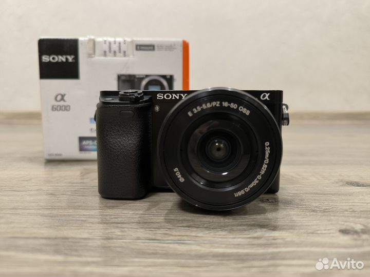 Sony A6000 + 16-50mm