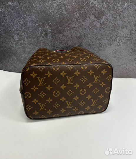 Louis Vuitton Сумка NeoNoe M44021