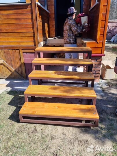 Крыльцо металлическое