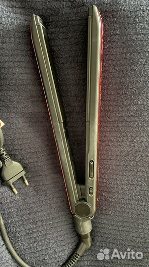 Выпрямитель Rowenta SF 4402, красный