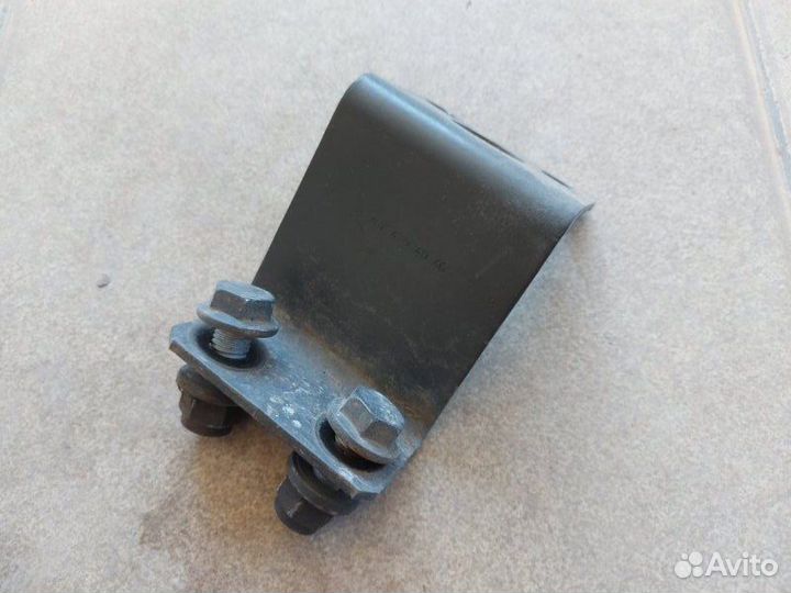 Кронштейн Mercedes-Benz Atego 818 OM934LA 2015