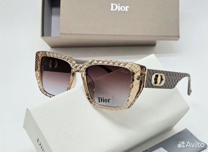 Солнцезащитные очки Dior