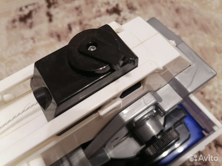 Подъемный кран игрушка