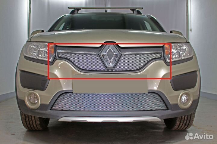 Защитная сетка радиатора верх Renault Logan (2014