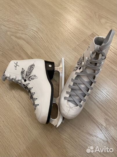 Коньки, 34 размер