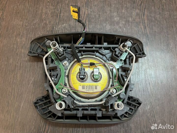 Подушка безопасности в руль BMW 7 E65/66