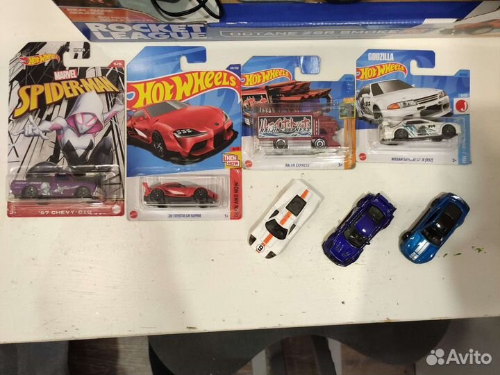 Машинки hot wheels