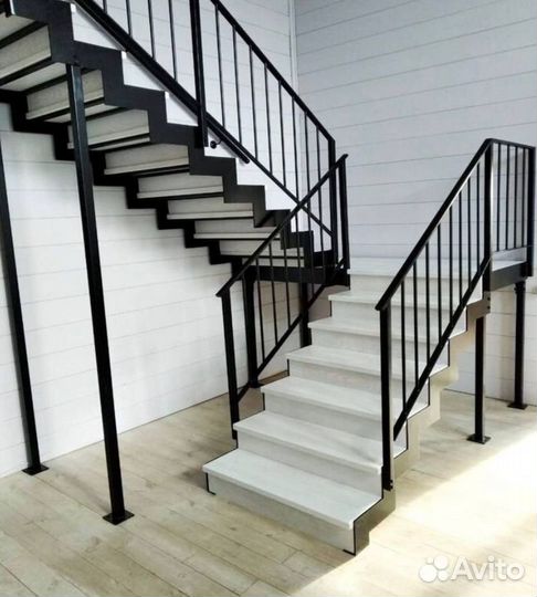 Лестница. Металлокаркас лестницы