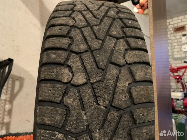 Pirelli Carrier Winter 205/55 R16