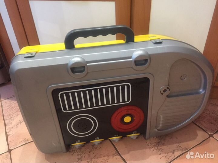 Игрушечная кухня zanussi (чемодан)