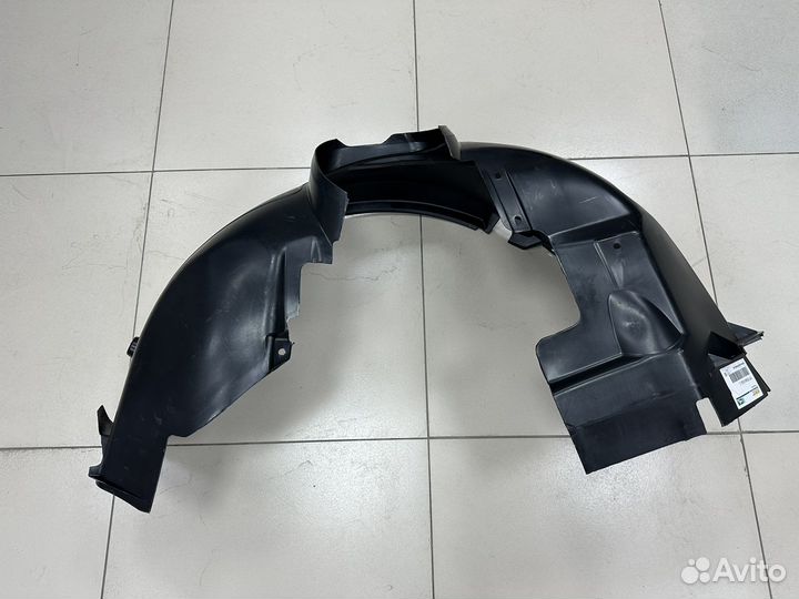 Подкрылок ford focus 3 передний