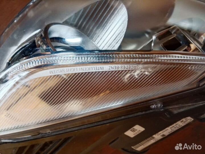 Фара левая Mersedes SLK class W172 2011