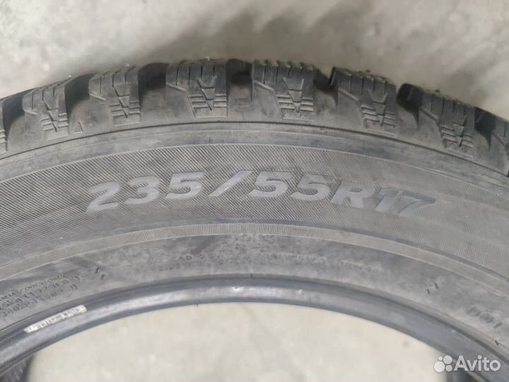 Laufenn I Fit Ice LW 71 235/55 R17