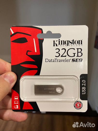 USB флешка 32 GB Kingston
