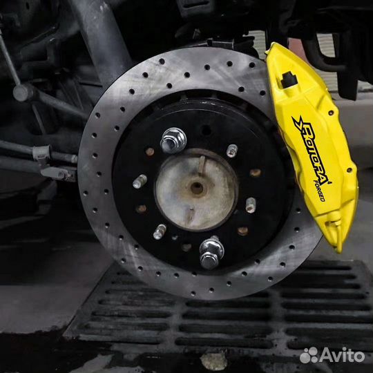 Тормозная система Rotora Toyota LC200/LX570