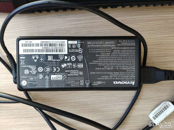 Ноутбук lenovo