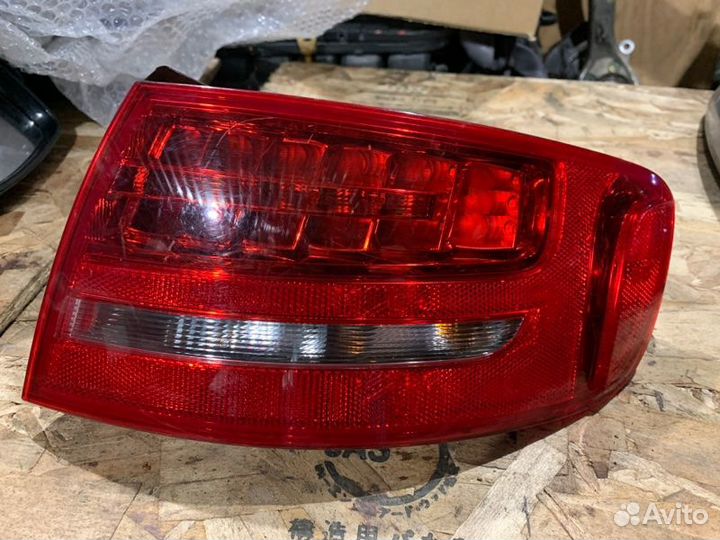 Фонарь прав. зад. Audi A4