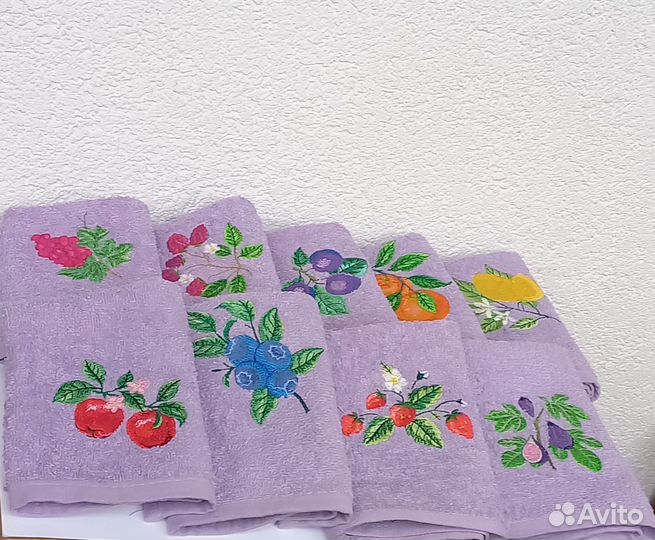 Мохровая салфетка с вышивкой