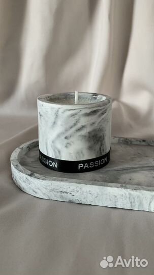 Ароматическая свеча в гипсовом подсвечнике