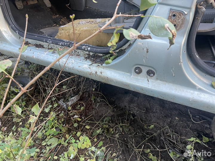 Кузов рено логан