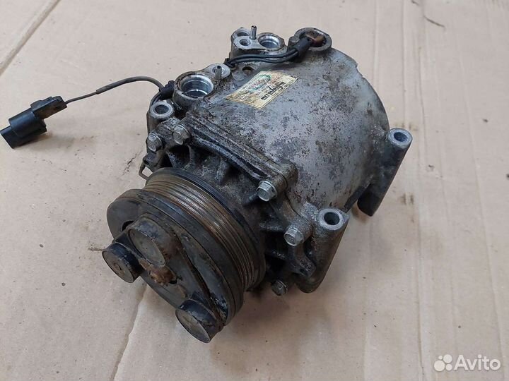 Компрессор кондиционера Mitsubishi Lancer 9