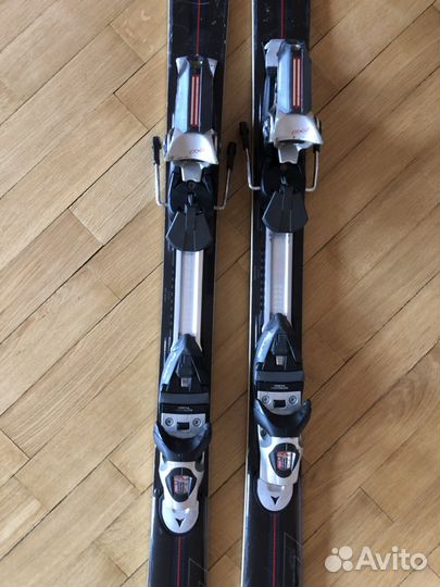 Горные лыжи Ferrari