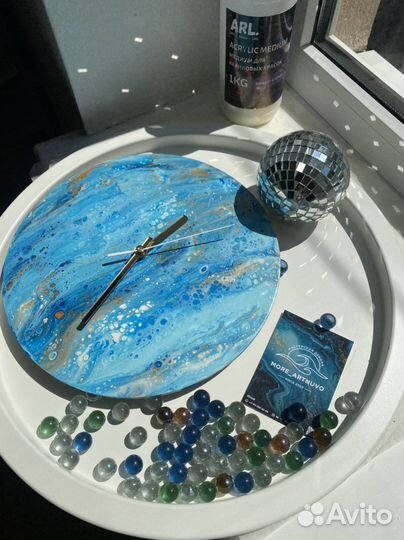 Часы ручная работа Fluid Art