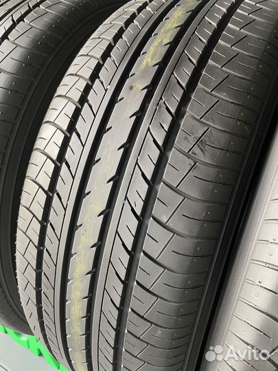 Yokohama dB Decibel E70 215/55 R17